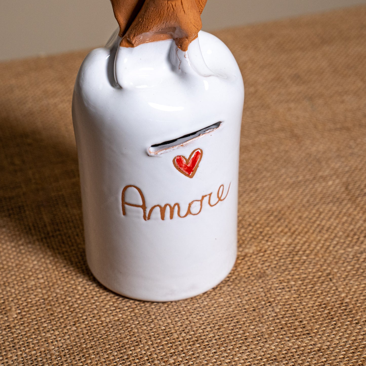 Salvadanaio a Sacco in Ceramica Amore